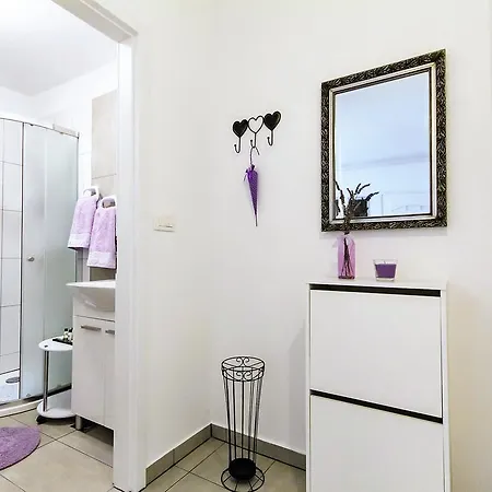 Center Lori Apartment Pula